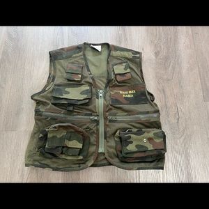 Camouflage hunting vest kids size med